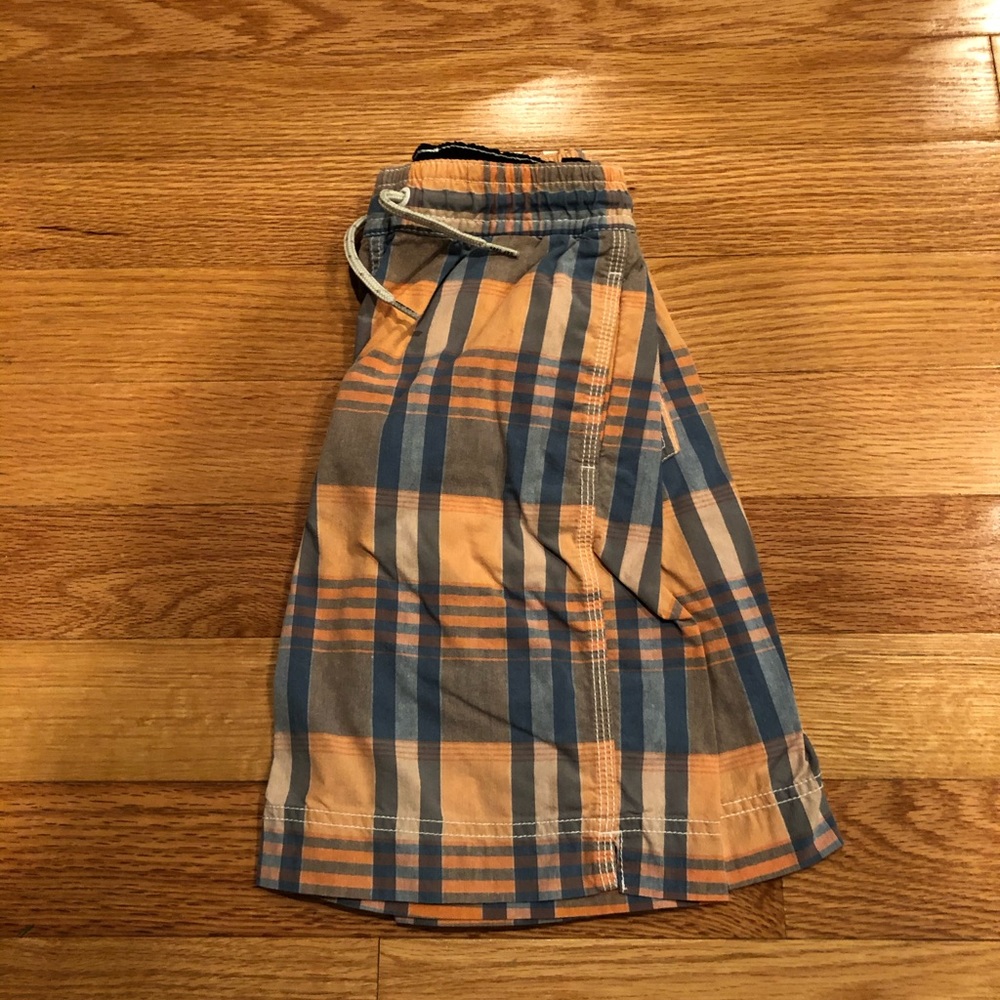 GAP boys size 8 bathing suit